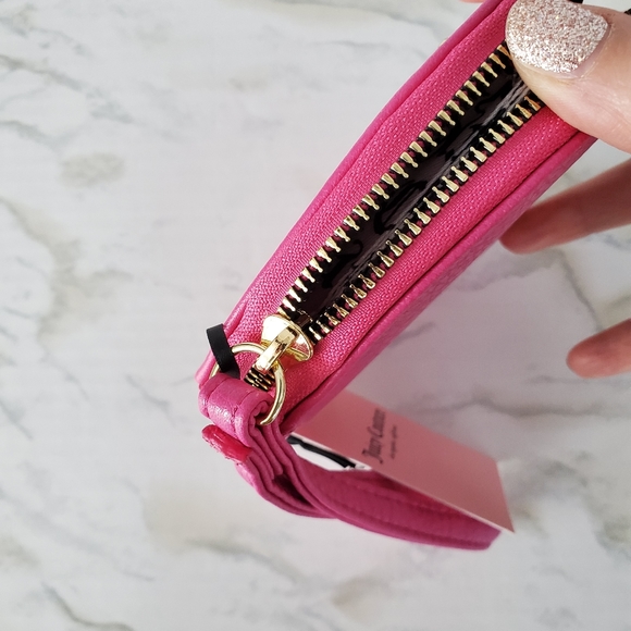 New Juicy Couture Heart Wristlet 💝 - Picture 7 of 12